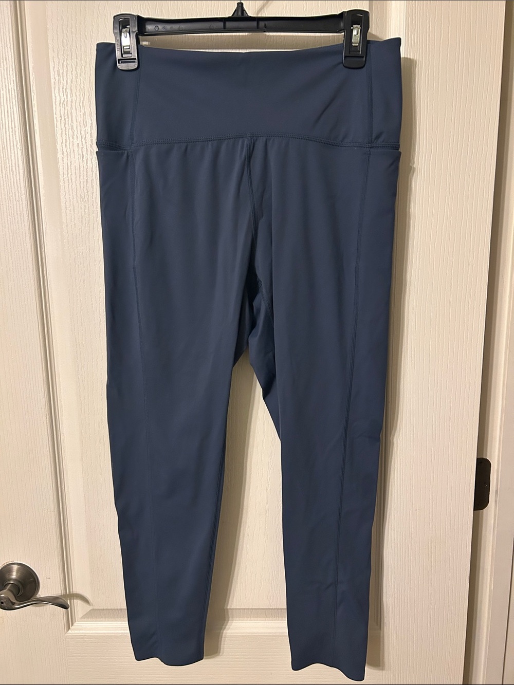 Ladies Stretch Performance Leggings in Slate Blue with pockets